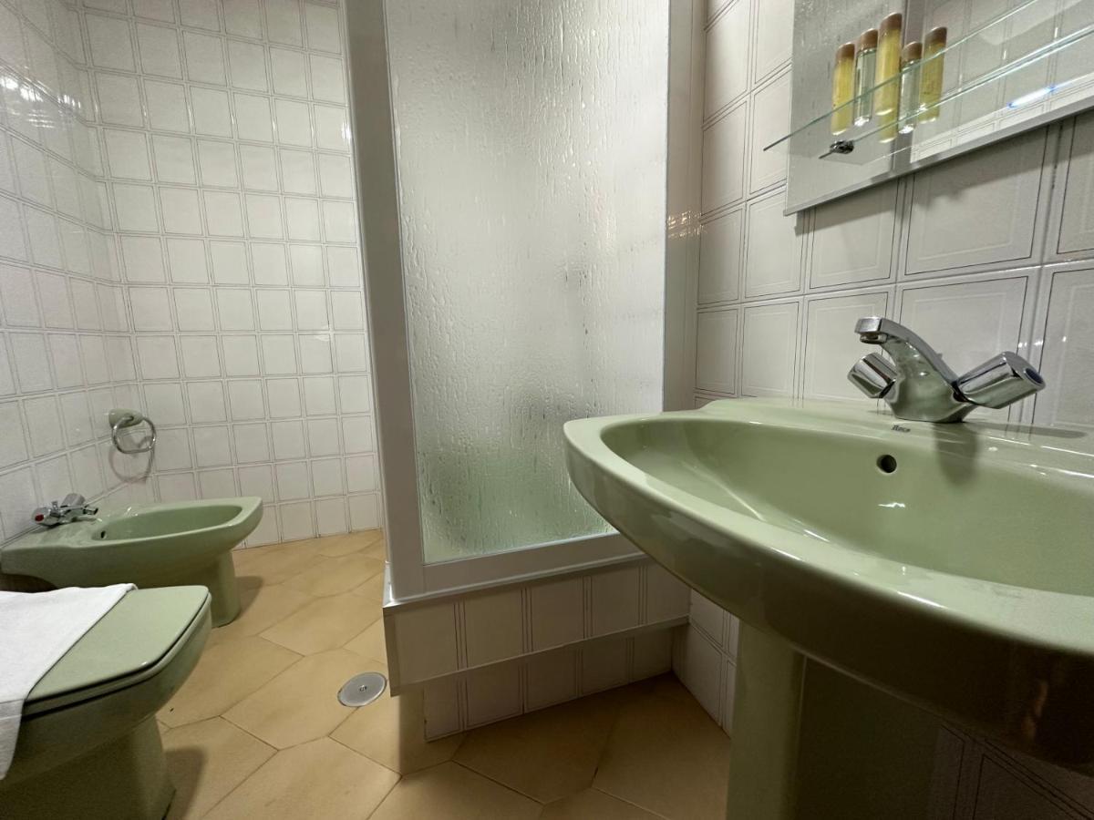 Oktheway Et Suseia Apartment Sarria Exterior foto