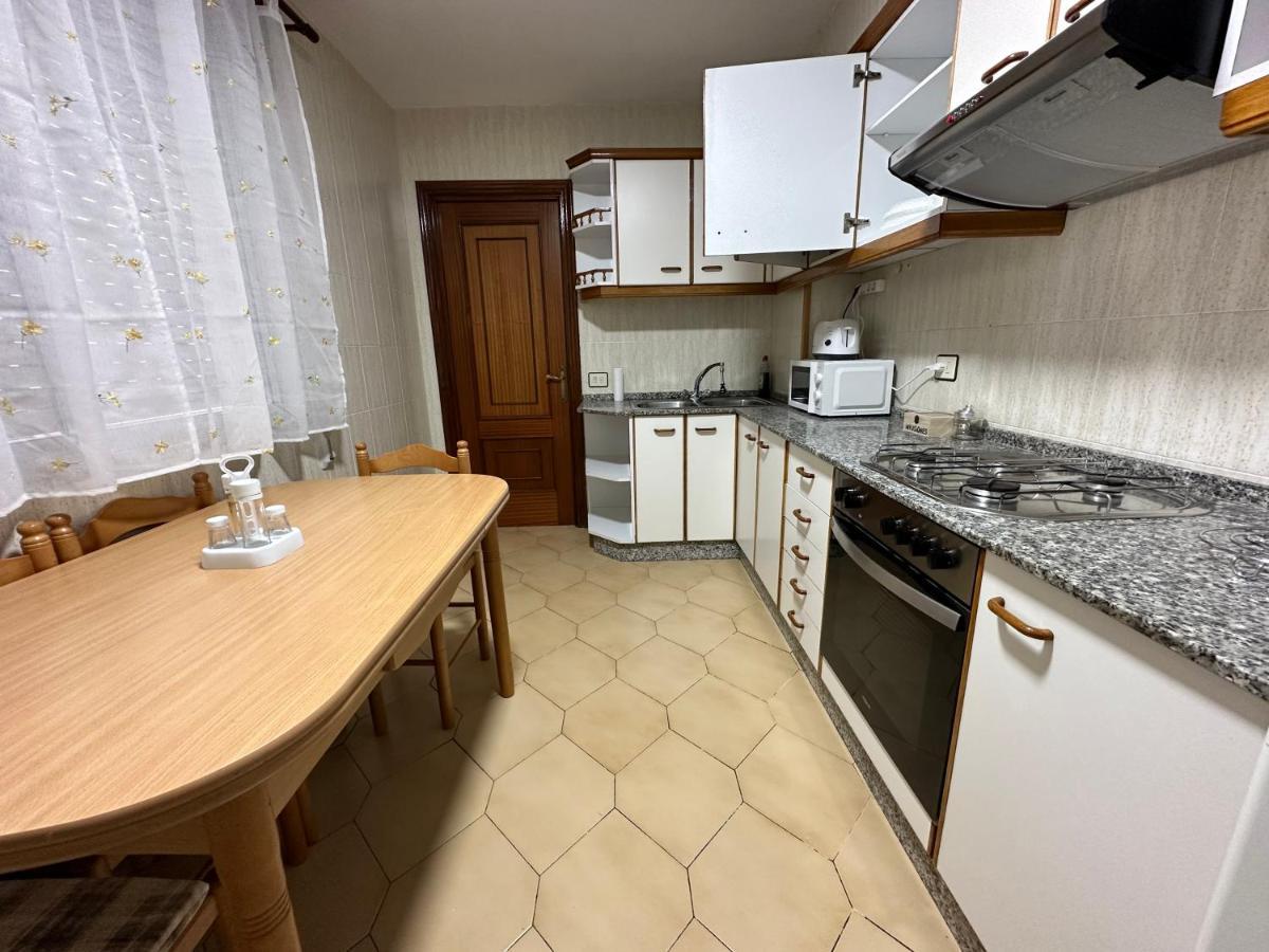 Oktheway Et Suseia Apartment Sarria Exterior foto