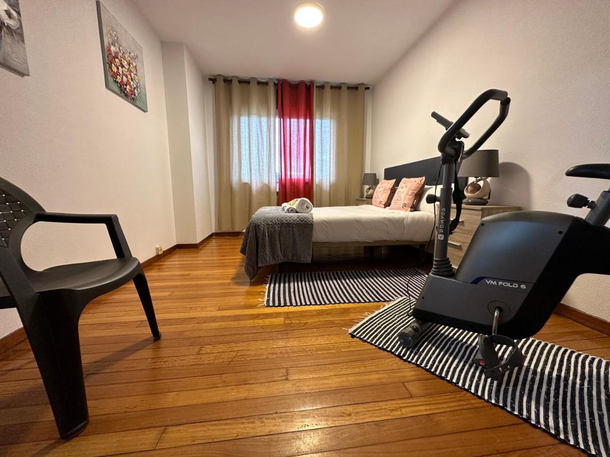 Oktheway Et Suseia Apartment Sarria Exterior foto